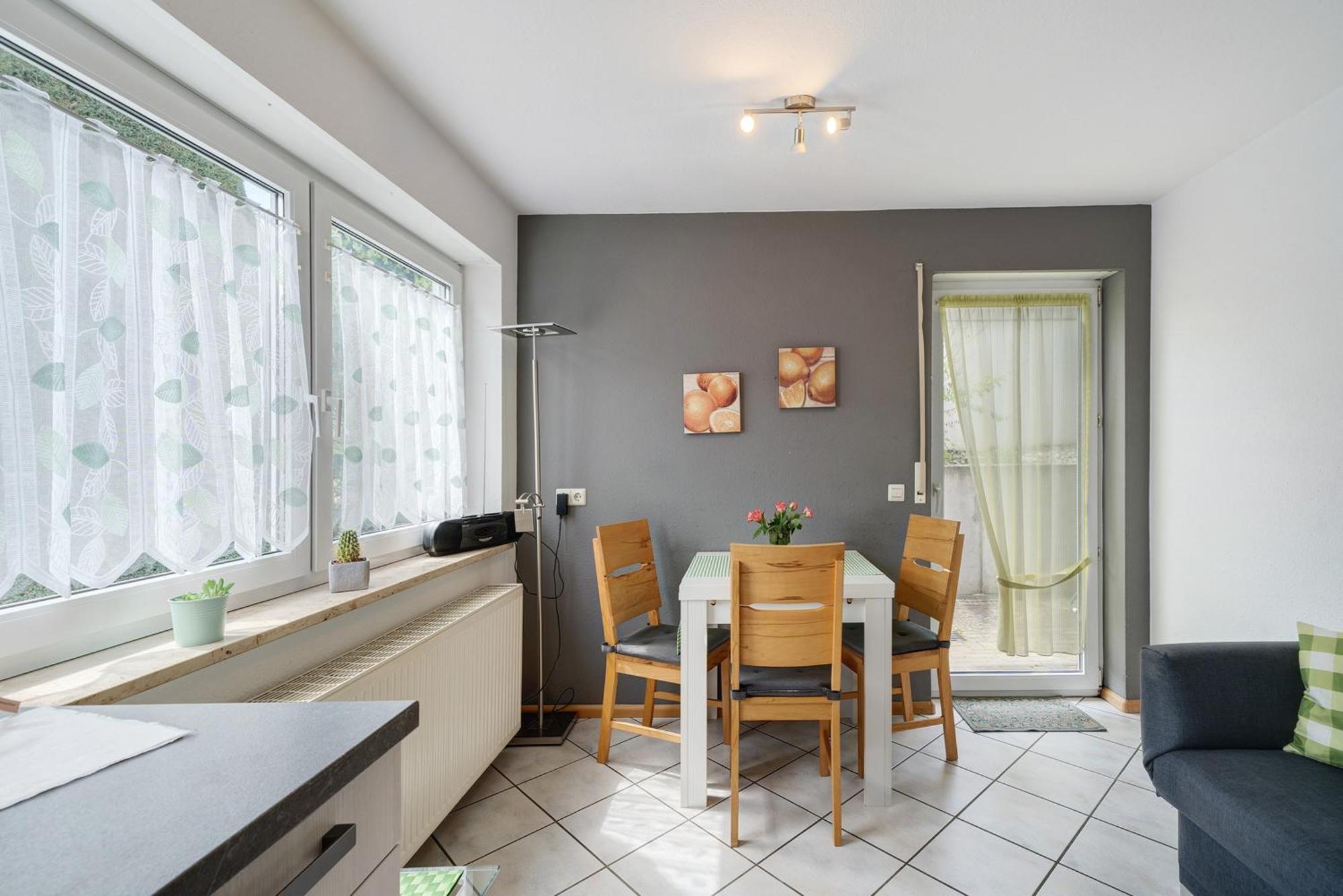 Appartamento Haus Am Weinberg 2 Endingen am Kaiserstuhl Esterno foto